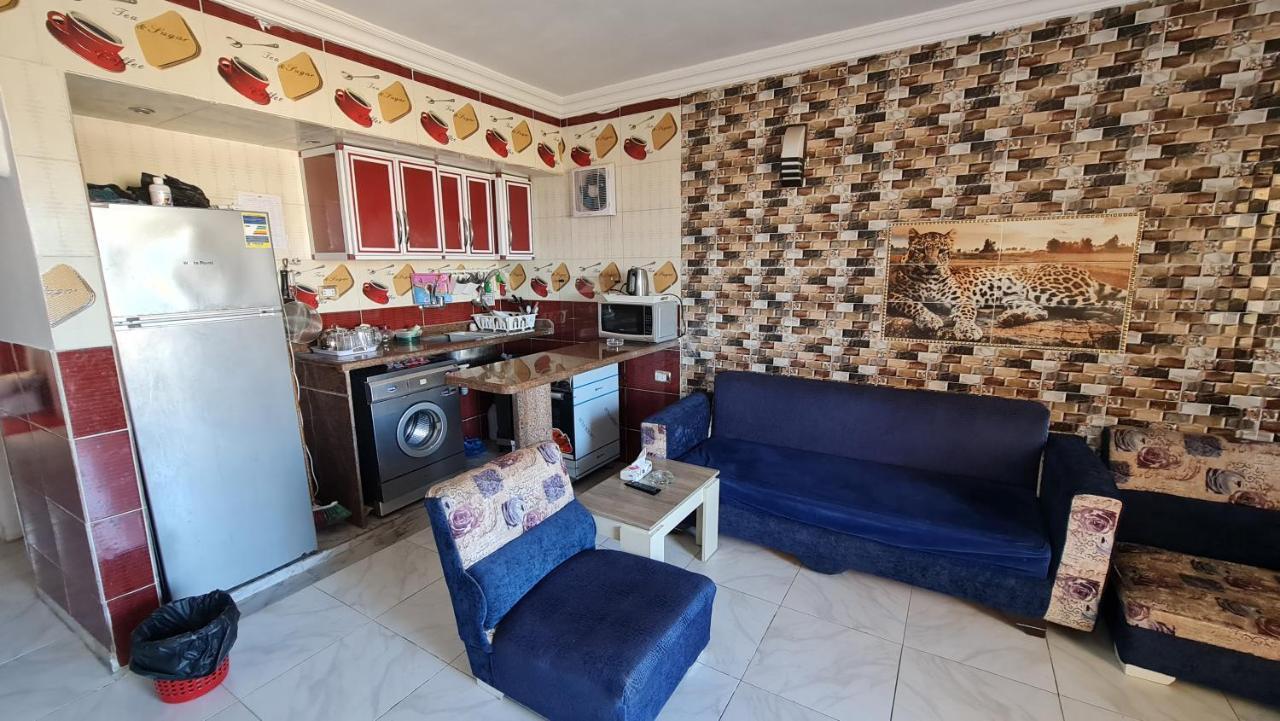 غرفتين بالمعمورة الشاطى على البحر صف ثان Apartment *